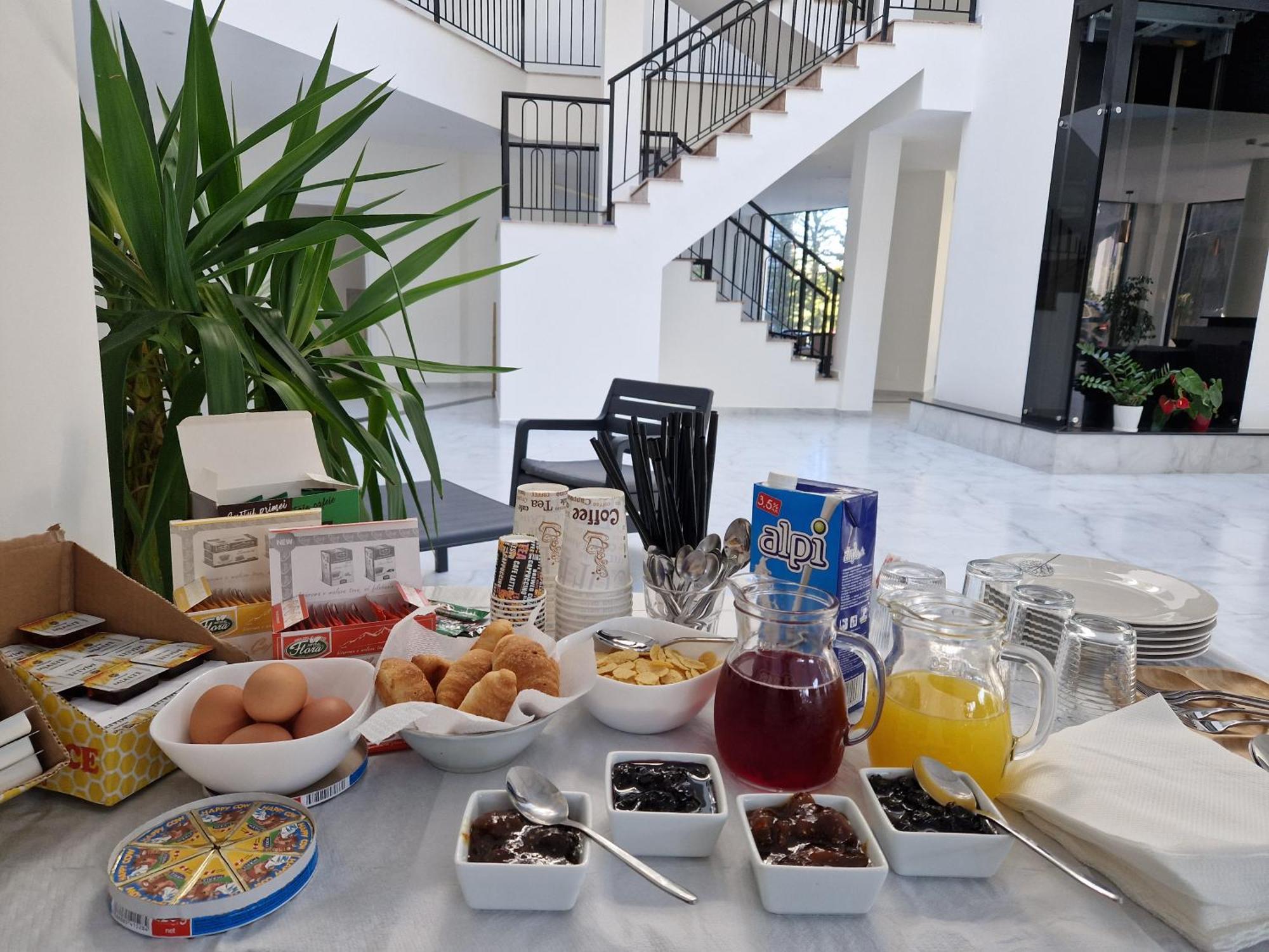 The Honeycomb Boutique Hotel غوليم المظهر الخارجي الصورة